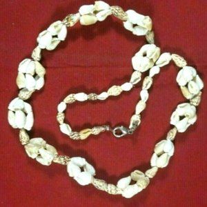 Peruvian shaman snails necklace - energetic